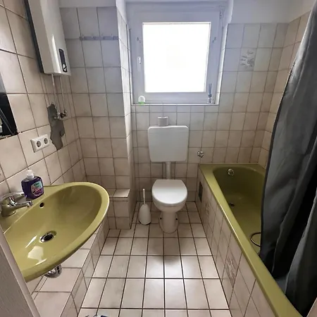 ホームステイ Domum 7 Ferien- Monteurapartments Inkl Wlan Und Waschmaschine In *